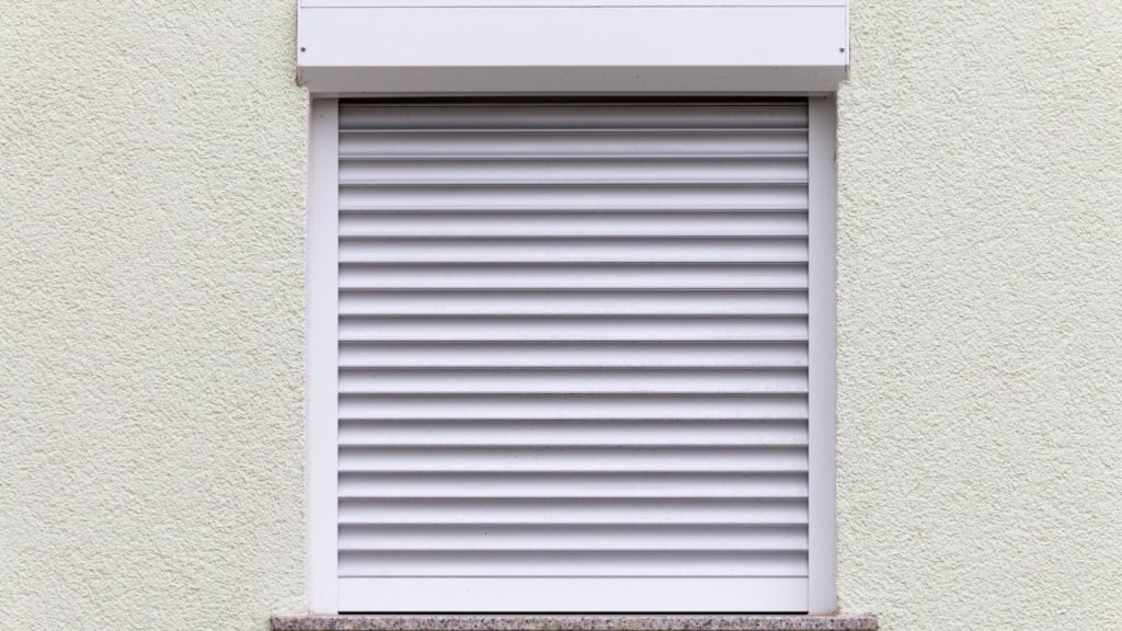 Stoppez un volet roulant qui force ou grince à Pontault-Combault grâce à un dépannage pro